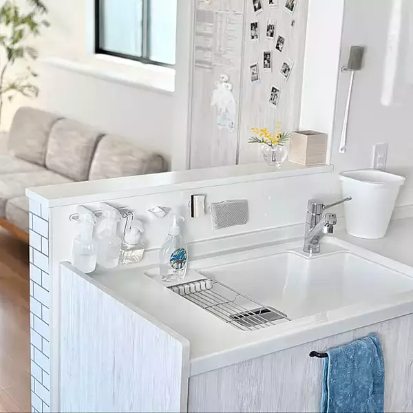 「洗い物や調理がスムーズに♪シンク周りをすっきり整えて使いやすくする工夫10選」の画像