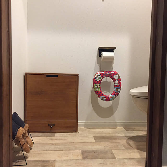 清潔さと見た目の美しさを両立させる。ストック用トイレットペーパーの収納方法