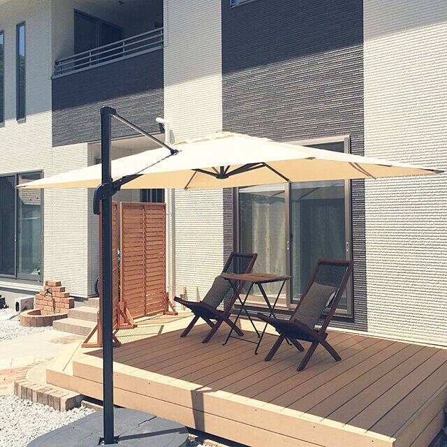 自宅で癒しのリゾート気分が味わえる！IKEAの屋外チェア&テーブル活用実例