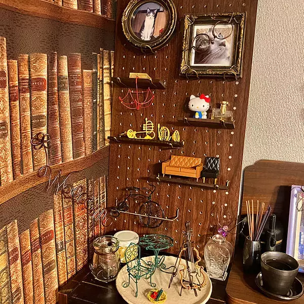 「ダイソーアイテムが大活躍！自分好みの棚づくりで、お部屋がセンスアップ♡」の画像