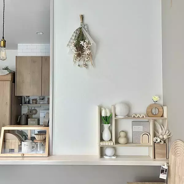 「ダイソーアイテムが大活躍！自分好みの棚づくりで、お部屋がセンスアップ♡」の画像