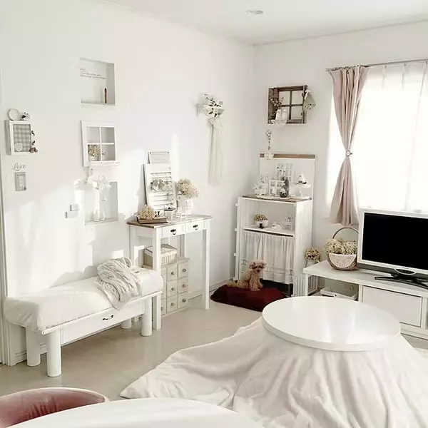 「ディスプレイ棚にもなる♪リビングに置きたいコンソールテーブル」の画像