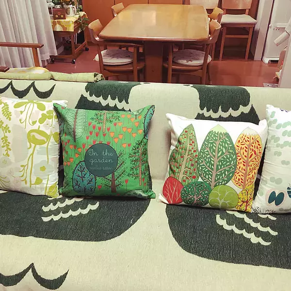 「インテリアのアクセントになる♪お気に入りのクッションがある暮らし」の画像