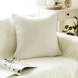 「インテリアのアクセントになる♪お気に入りのクッションがある暮らし」の画像20