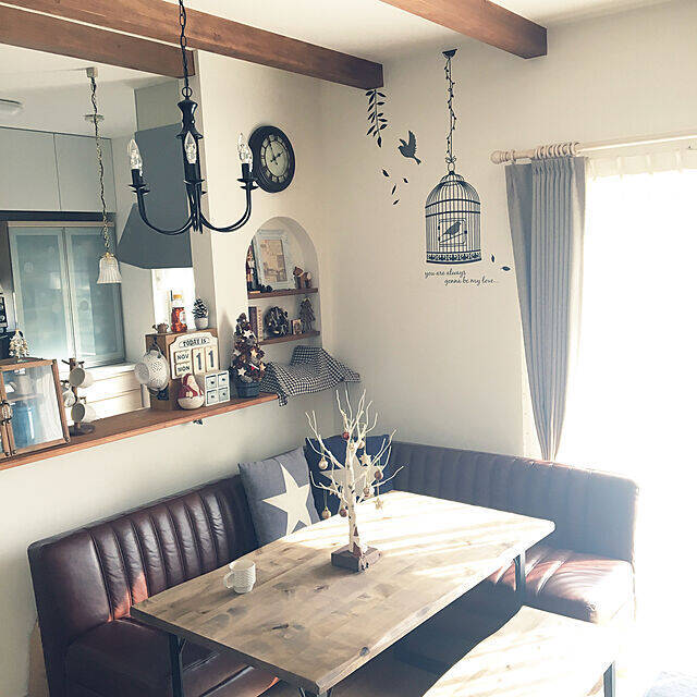 我が家にぴったりの一台を見つけたい。ソファベンチのあるダイニング実例