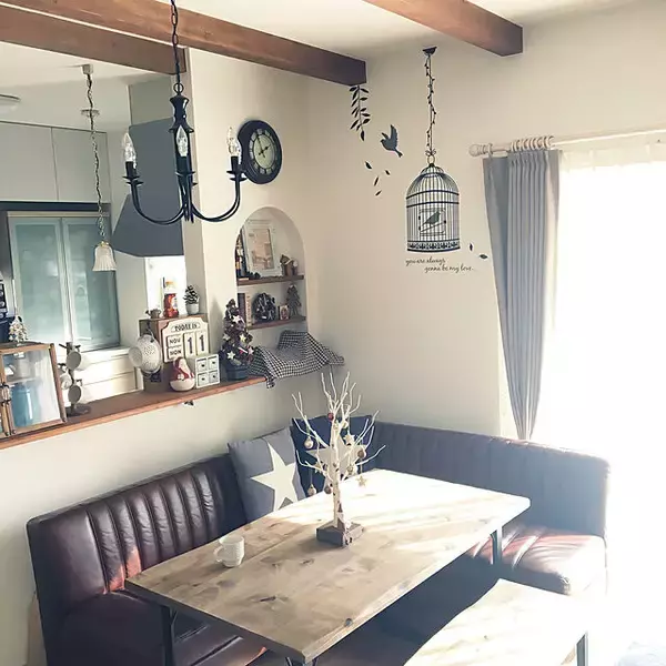 「我が家にぴったりの一台を見つけたい。ソファベンチのあるダイニング実例」の画像