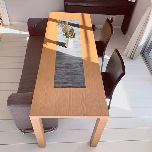 「我が家にぴったりの一台を見つけたい。ソファベンチのあるダイニング実例」の画像