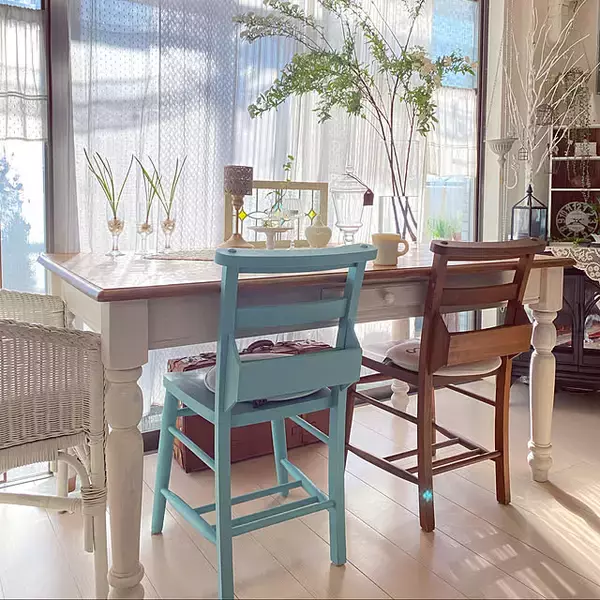 「憧れのペイントリメイクも100均で気軽にチャレンジ♪ダイソーのミルクペイントを活用したDIY」の画像