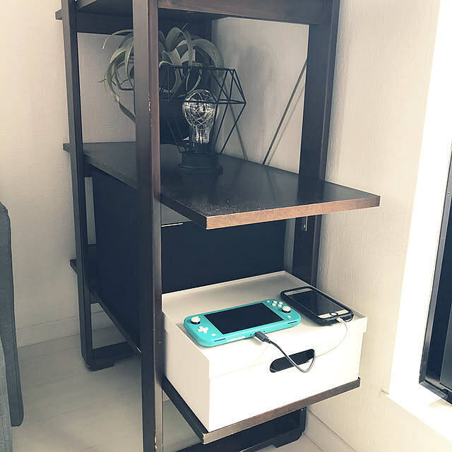 すっきり快適な空間に。無印良品のアイテムで作るケーブル収納スペース