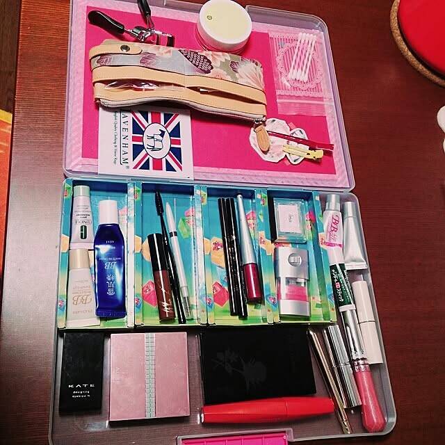 100均ファイルケースでお部屋がスッキリ片付く！参考にしたい書類以外の収納アイデア集