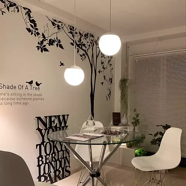 「お部屋の印象を決める♡IKEAのペンダントライトでセンス光る空間」の画像