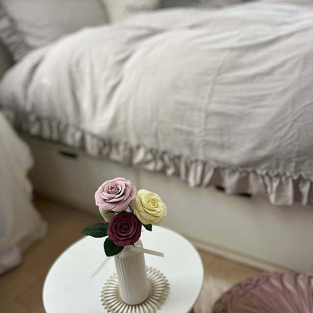 高見えするフラワーベースを見つけた♡お花を飾るならセリアをチェック