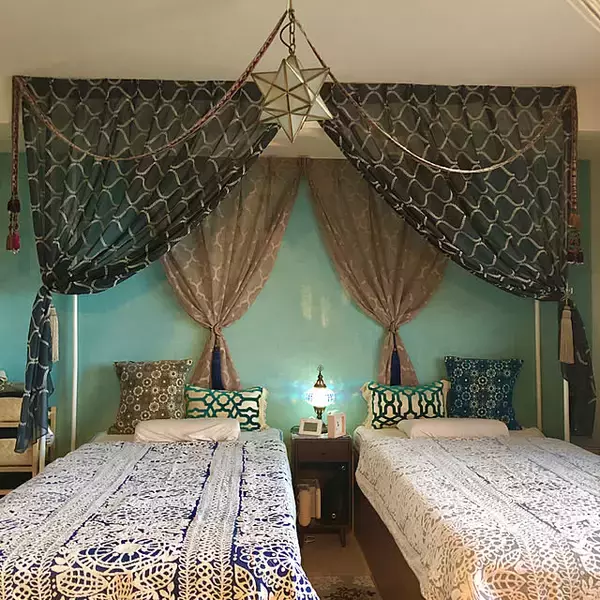 「インテリアも楽しみながら快適な空間にアップグレード☆ベッドルームのDIYアイデア集」の画像