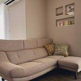 「魅力的なデザインと座り心地のよさで、くつろぎの時間を。ユーザーさん愛用のカリモク家具のソファ6選」の画像2