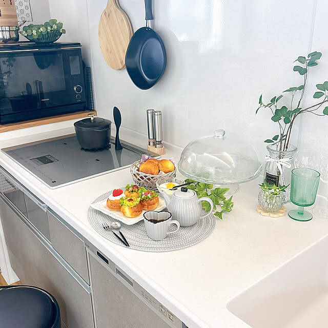 「造作カウンターがいい仕事♪幸せオーラをまとう爽やかキッチン」 by tomatoさん