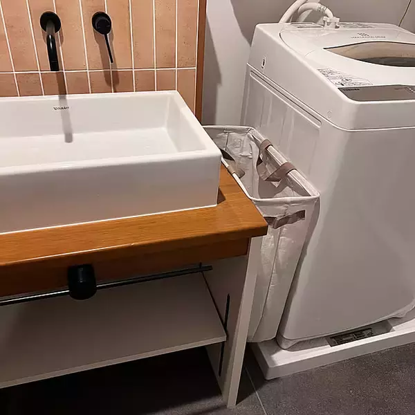 「【みんなが選んだ！】生活感を抑えてスッキリ暮らせる♪3COINSのバスケット4選」の画像