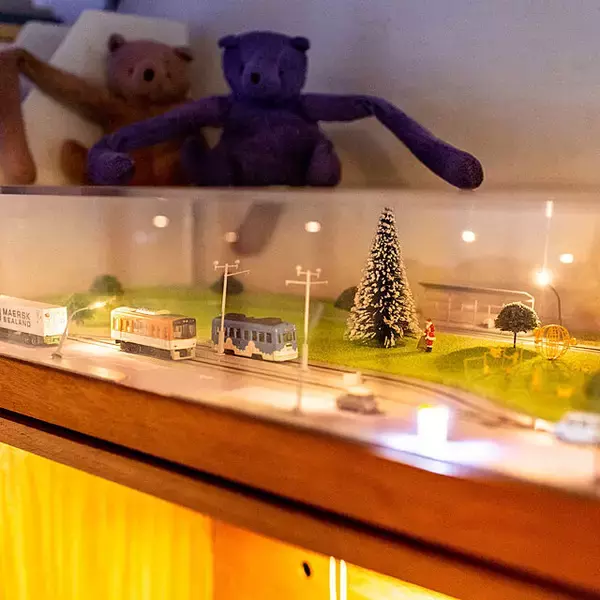 「お気に入りをどう飾る？プラモデルや鉄道模型のディスプレイ実例」の画像