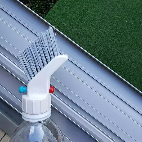 「毎日の掃除から大掃除まで！場所別で選べるダイソーのお掃除グッズ」の画像