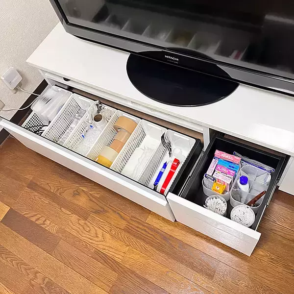 「お部屋の片づけをしっかりサポート！暮らしに合わせて選べるテレビ台収納のアイデア6選」の画像