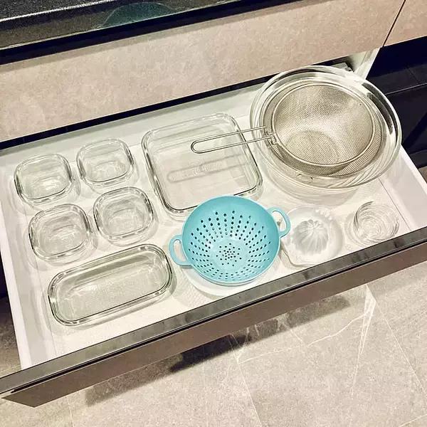 「3つのパターン別にご紹介します☆タッパーや保存容器の収納方法」の画像