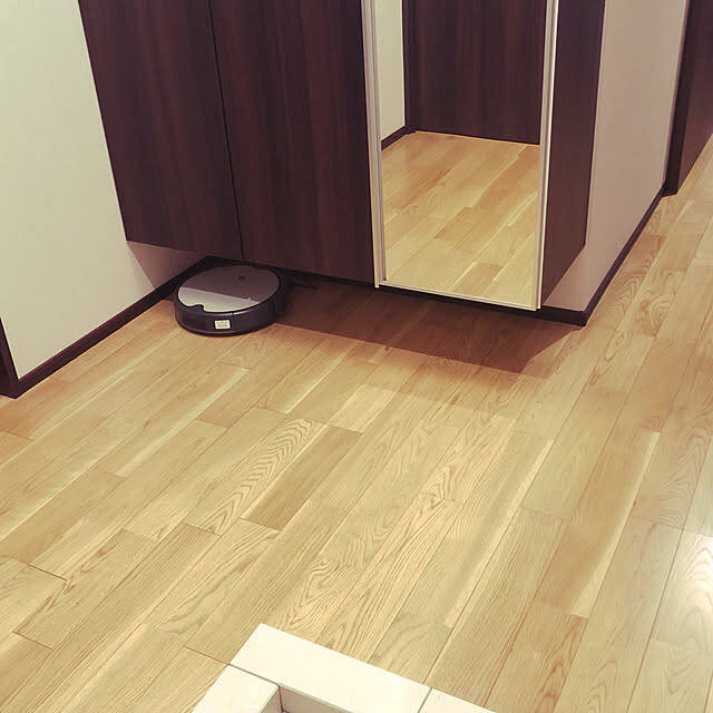 みんなどこに置いている？ロボット掃除機の置き場所と収納アイデア