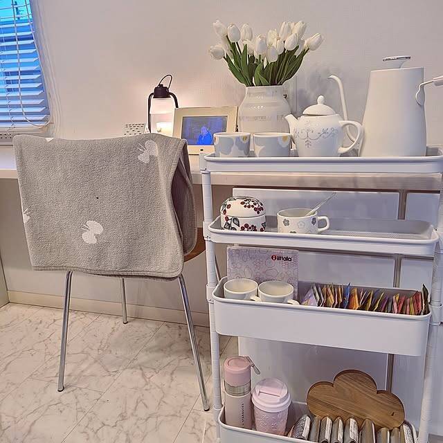 疲れたときにすぐ手に取れる♪お茶セットの置き方アイデア6選