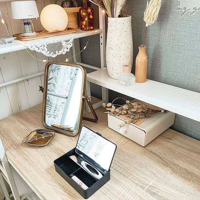 ごちゃつき解消で使いやすく！100均アイテムで叶える快適メイク用品収納