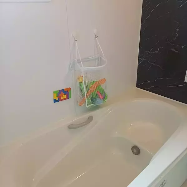 「100均で整えるお風呂収納♪すっきり片付けてお掃除しやすい空間に」の画像