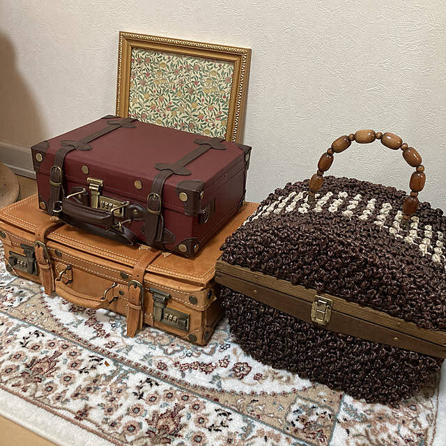 作業しやすく片付けやすい！ノートパソコンの置き場所アイデア