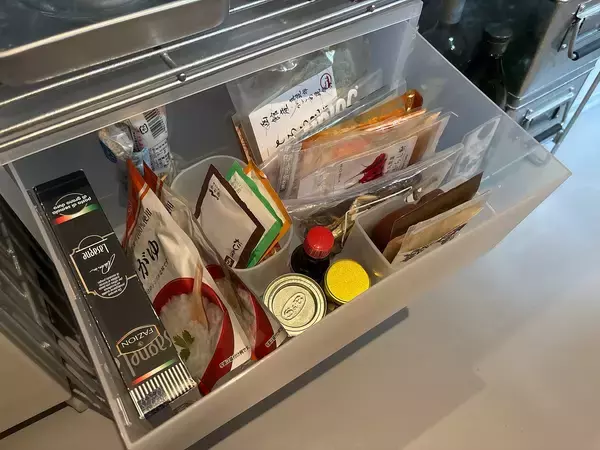 「「シンプルで整った空間に馴染む、暮らしに沿った収納」 by buntamaさん」の画像