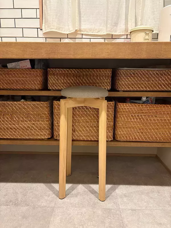 「「重宝するのに存在感はさりげない、スリムでコンパクトなスツール」 by Y33355さん」の画像