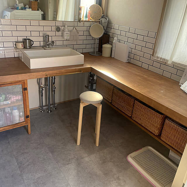 「重宝するのに存在感はさりげない、スリムでコンパクトなスツール」 by Y33355さん