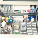 「常備薬も毎日飲む薬も使いやすく！残量も分かりやすい薬収納のアイデア集」の画像2