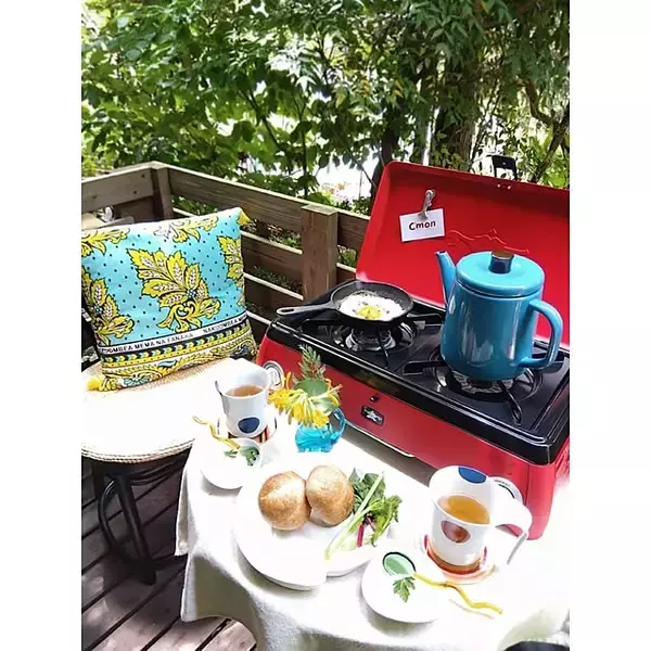 「いつもの食卓が特別な雰囲気になる！デザイン性抜群のカセットコンロ6選」の画像
