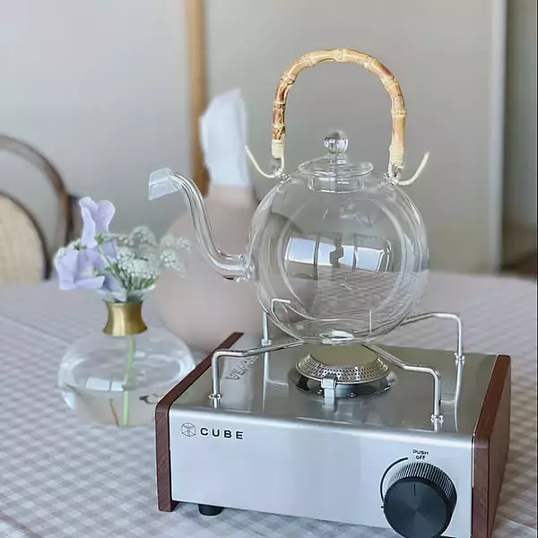 「いつもの食卓が特別な雰囲気になる！デザイン性抜群のカセットコンロ6選」の画像