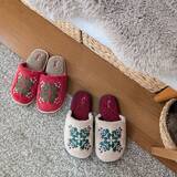 「【みんなが選んだ！】足元ぽかぽかでおうち時間を快適に♪あったかスリッパ4選」の画像1