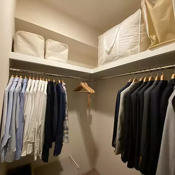 「クローゼットを今よりもっと賢く使いこなす！RoomClipユーザーさん宅の収納実例をご紹介」の画像