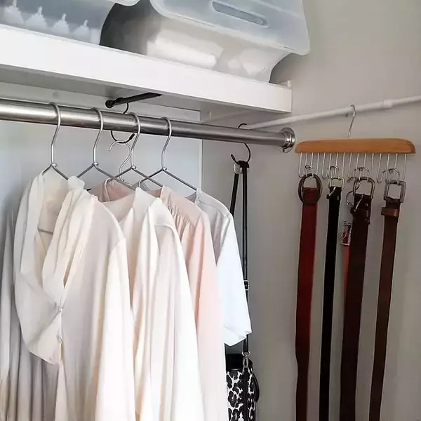 「クローゼットを今よりもっと賢く使いこなす！RoomClipユーザーさん宅の収納実例をご紹介」の画像
