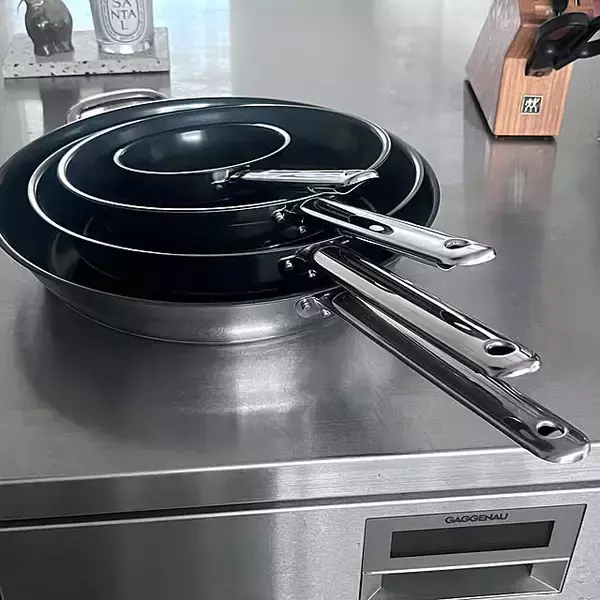 「シンプルで使いやすいデザインが魅力！毎日使いたくなるIKEAの365+シリーズのアイテムをご紹介」の画像