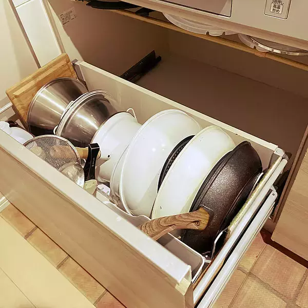 「食器棚も収納ケースもおまかせ♪ニトリのアイテムで作るキッチン収納」の画像