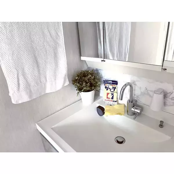 「いつでも気持ちのいい空間にして♪洗面台がピカピカになる掃除方法」の画像