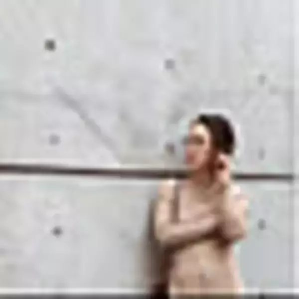 「自分らしく上質な暮らしを。KANADEMONOのテーブルがあるお部屋実例」の画像