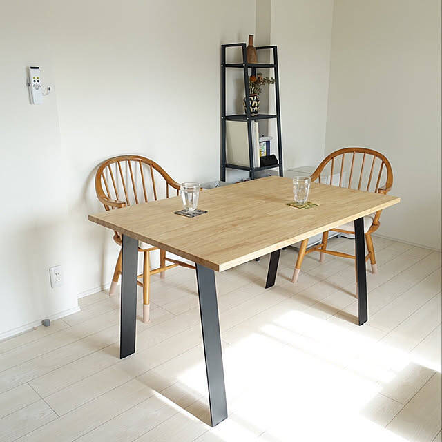 自分らしく上質な暮らしを。KANADEMONOのテーブルがあるお部屋実例