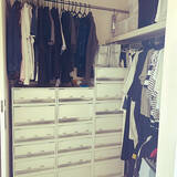 「季節の変わり目の面倒を軽減！衣替えを楽に＆不要にする収納テクニック6選」の画像3