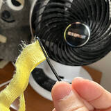 「その隙間、汚れが溜まってるかも？窓のサッシやトイレのフチ裏など隙間・溝掃除のアイデア6選」の画像1