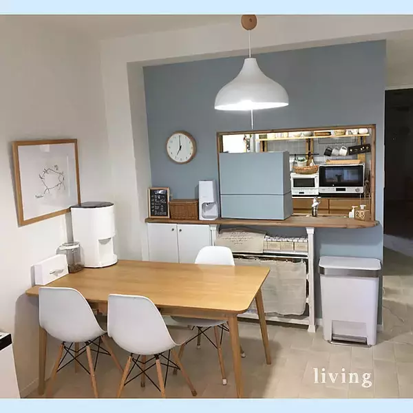 「海外風のハイセンスなインテリアに♪くすみカラーのアクセントウォール」の画像