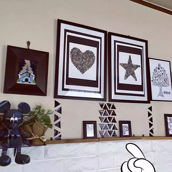 「DIYにも使える！セリアの「インテリアウォールバー」活用アイデア」の画像