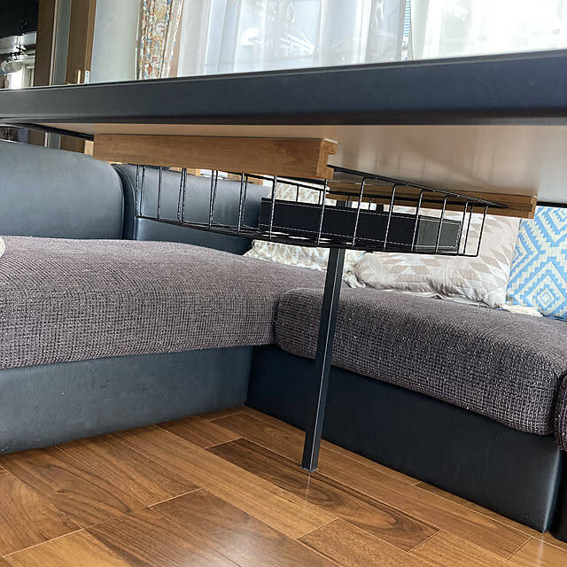 DIYにも使える！セリアの「インテリアウォールバー」活用アイデア