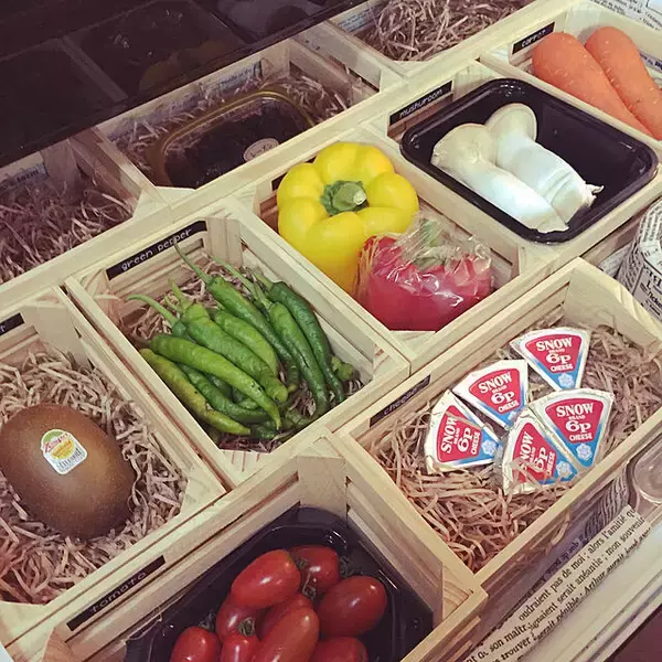 「いろんな野菜を整理整頓♪冷蔵庫の野菜室のわかりやすい収納アイディア」の画像