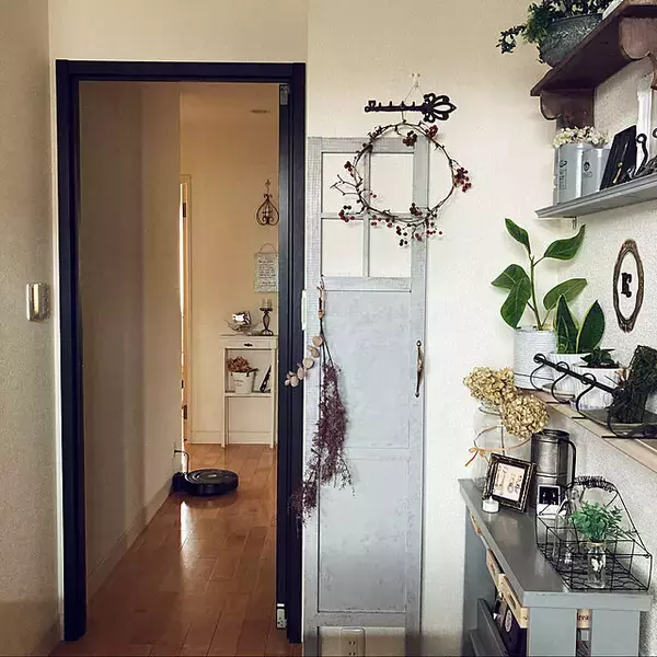 「生活雑貨から家具まで♪アンティーク風DIYで自分好みの雰囲気に」の画像